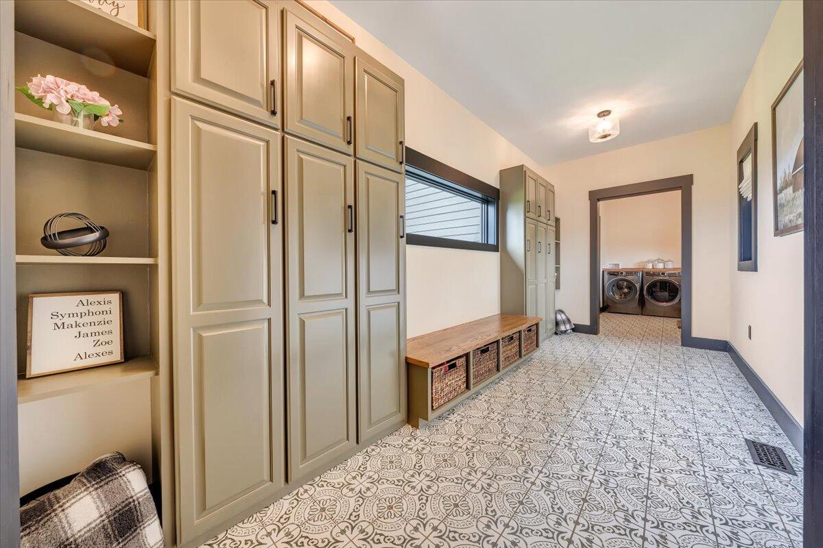 699 Hendrickson Rd, Pembroke, Virginia image 39