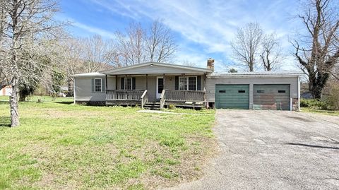 Homes For Sale - 338 4th St<br/> New Castle, VA 24127