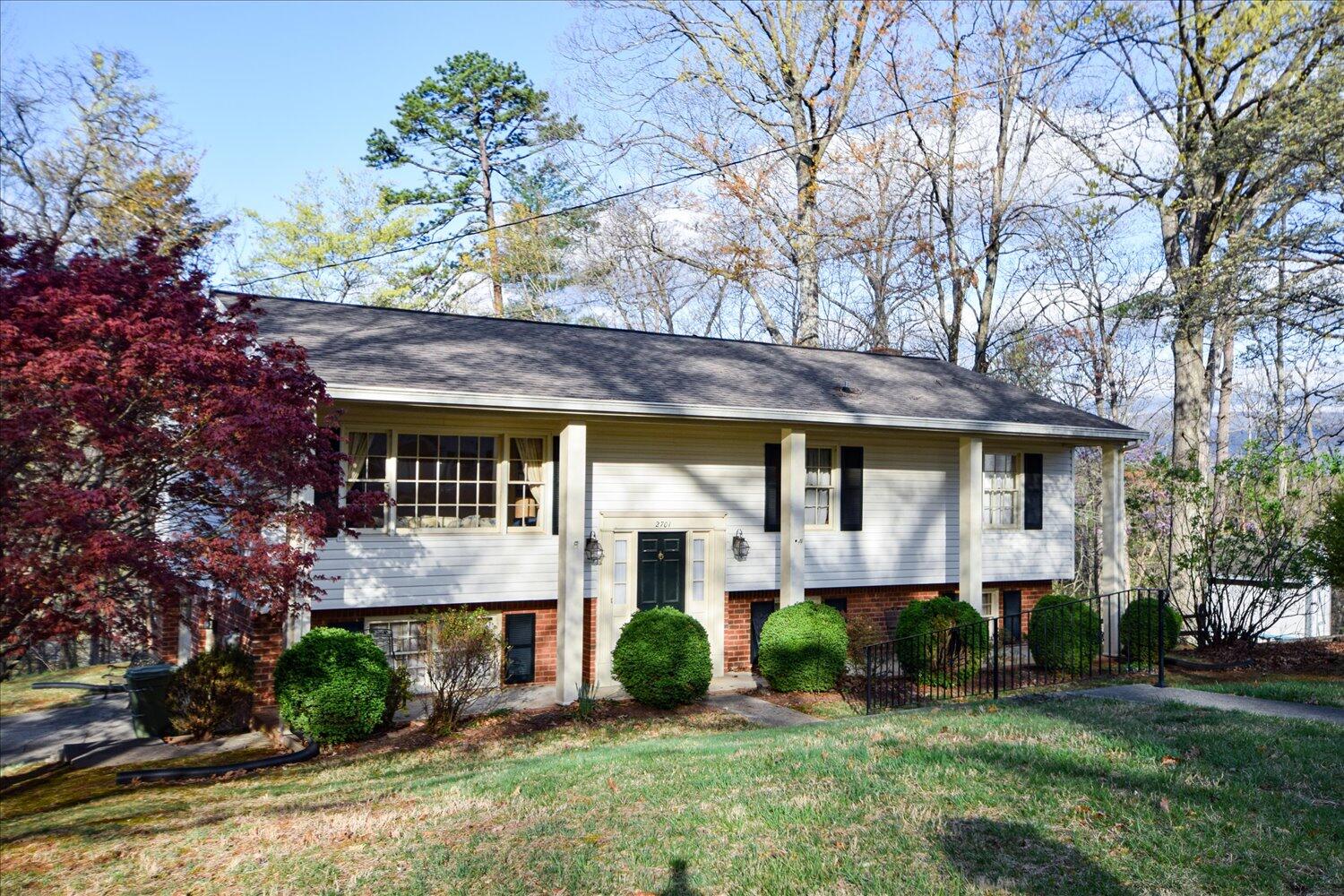 2701 Titleist Dr, Salem, Virginia image 1