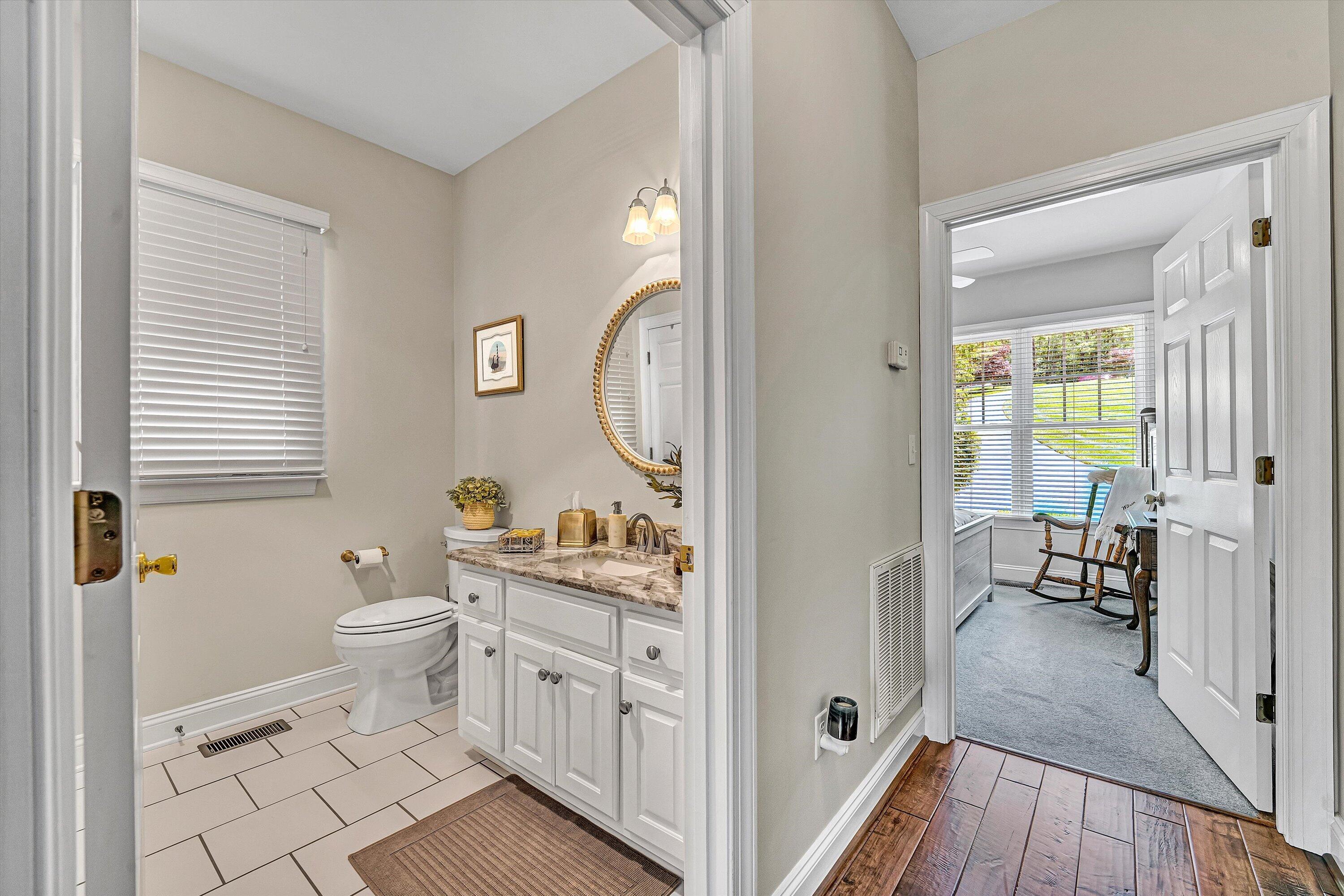 Moneta, Virginia, 24121, United States, 3 Bedrooms Bedrooms, ,3 BathroomsBathrooms,Residential,Active,2044179