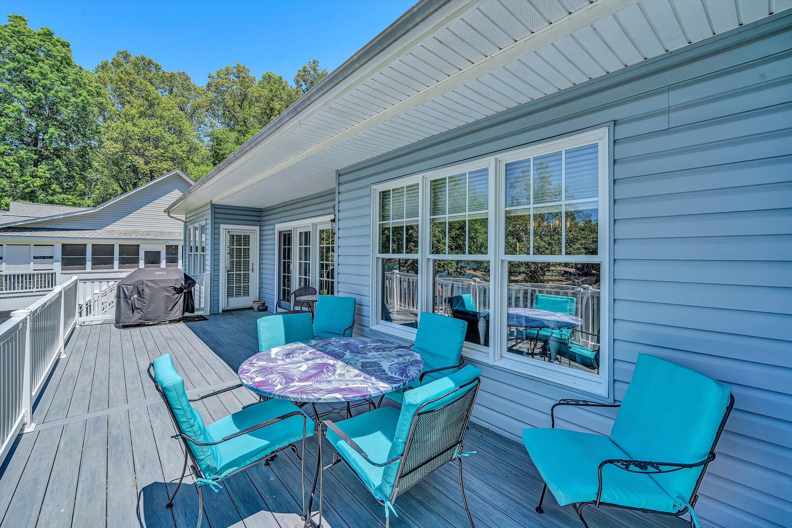 Moneta, Virginia, 24121, United States, 3 Bedrooms Bedrooms, ,3 BathroomsBathrooms,Residential,Active,2044179
