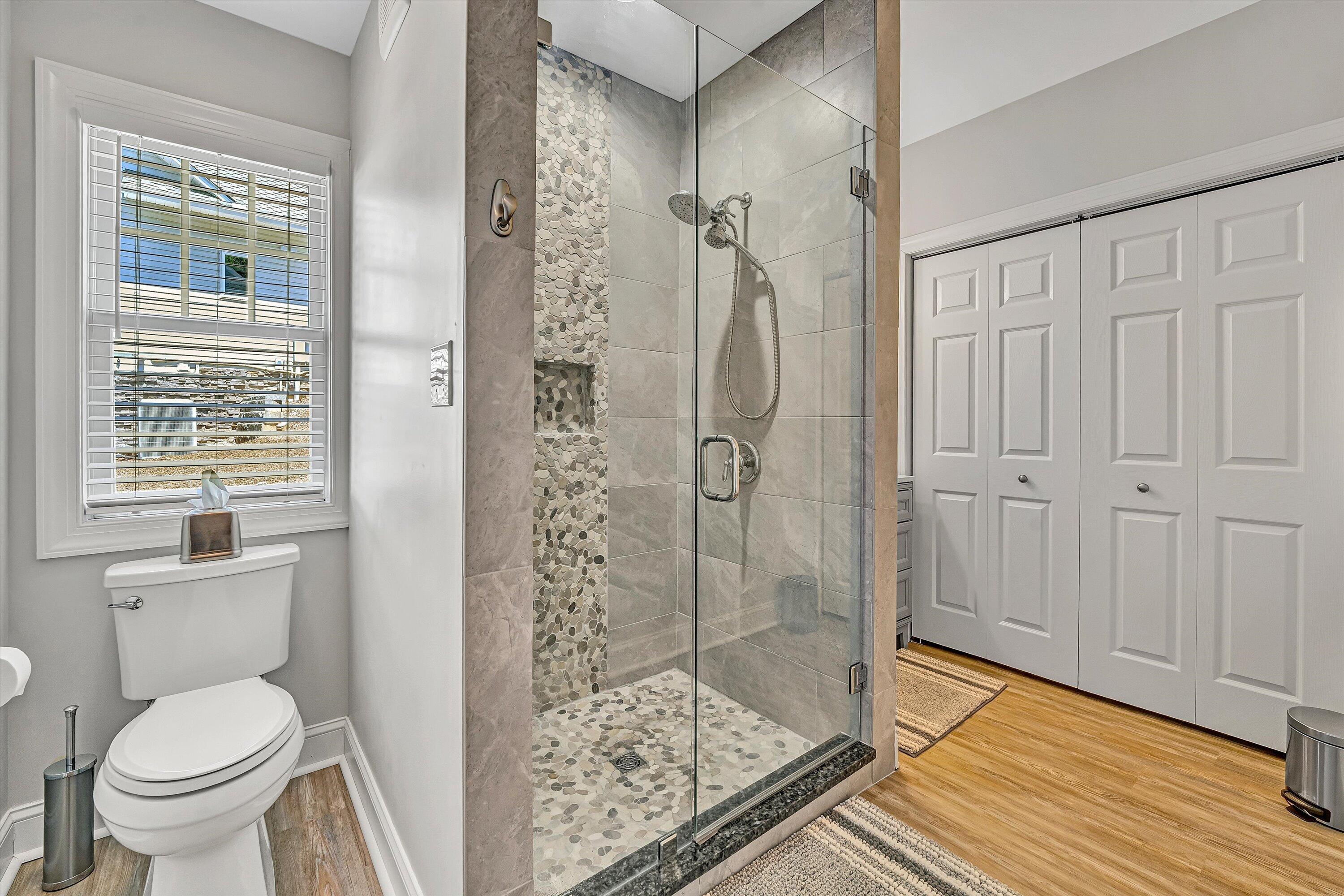 Moneta, Virginia, 24121, United States, 3 Bedrooms Bedrooms, ,3 BathroomsBathrooms,Residential,Active,2044179