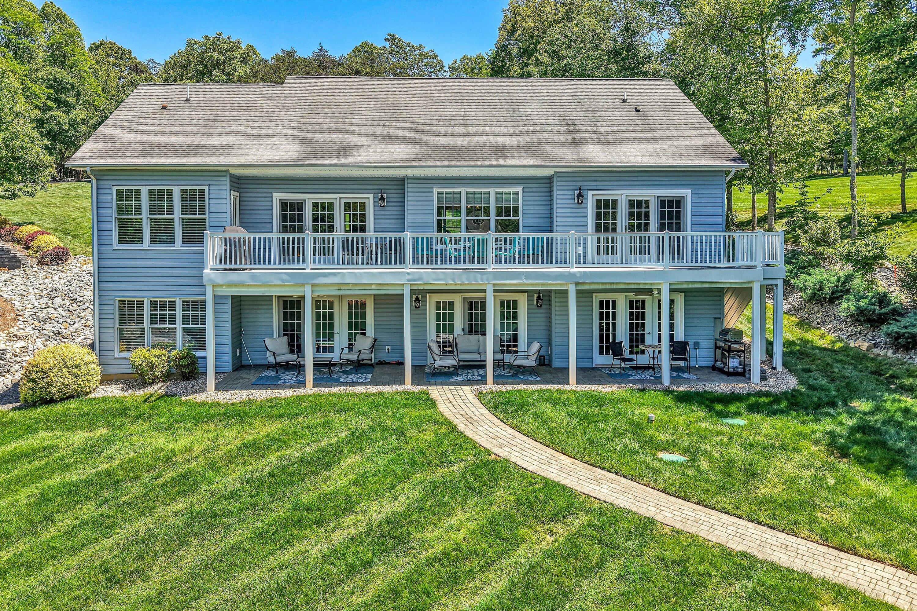 Moneta, Virginia, 24121, United States, 3 Bedrooms Bedrooms, ,3 BathroomsBathrooms,Residential,Active,2044179