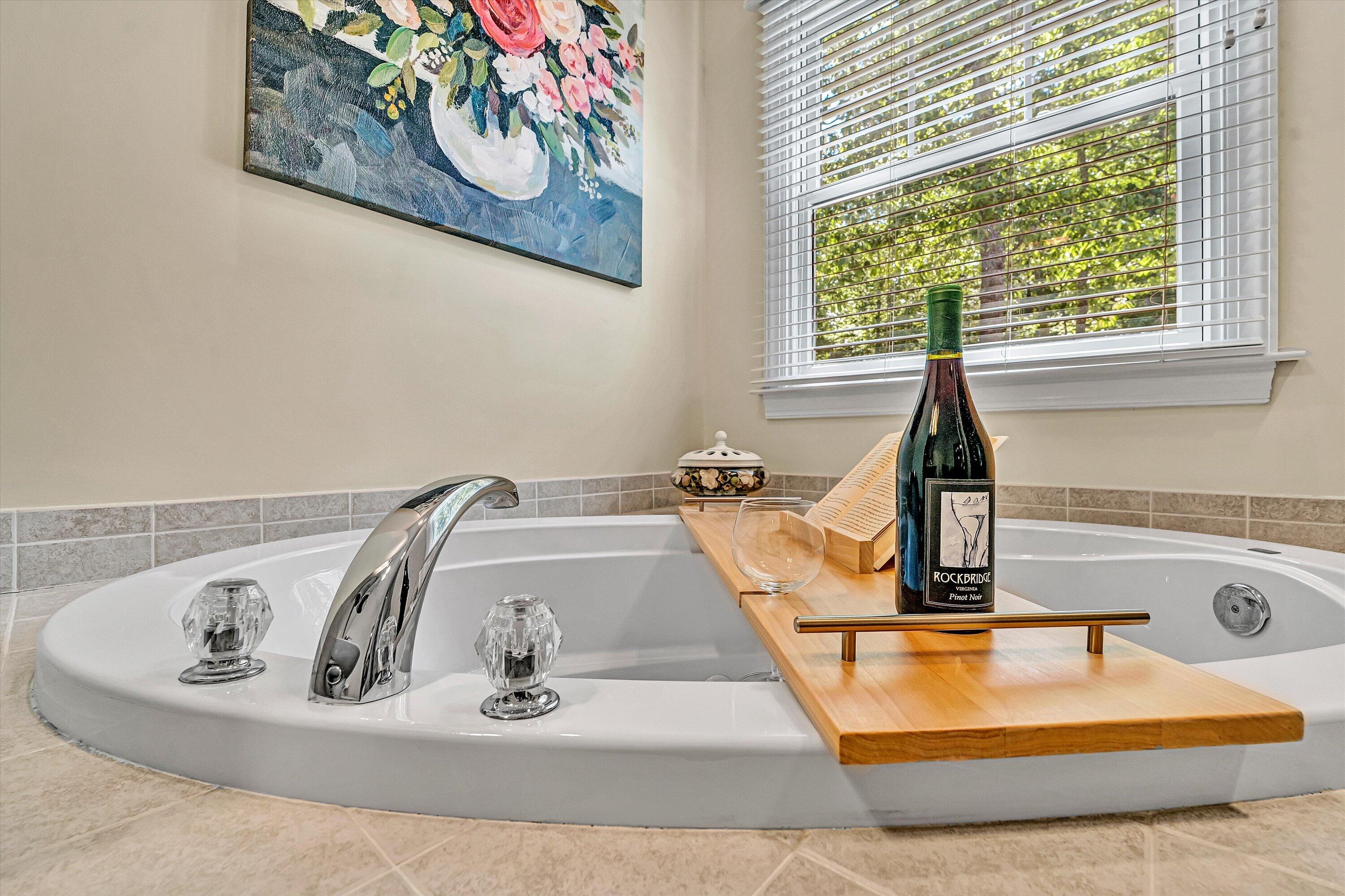 Moneta, Virginia, 24121, United States, 3 Bedrooms Bedrooms, ,3 BathroomsBathrooms,Residential,Active,2044179