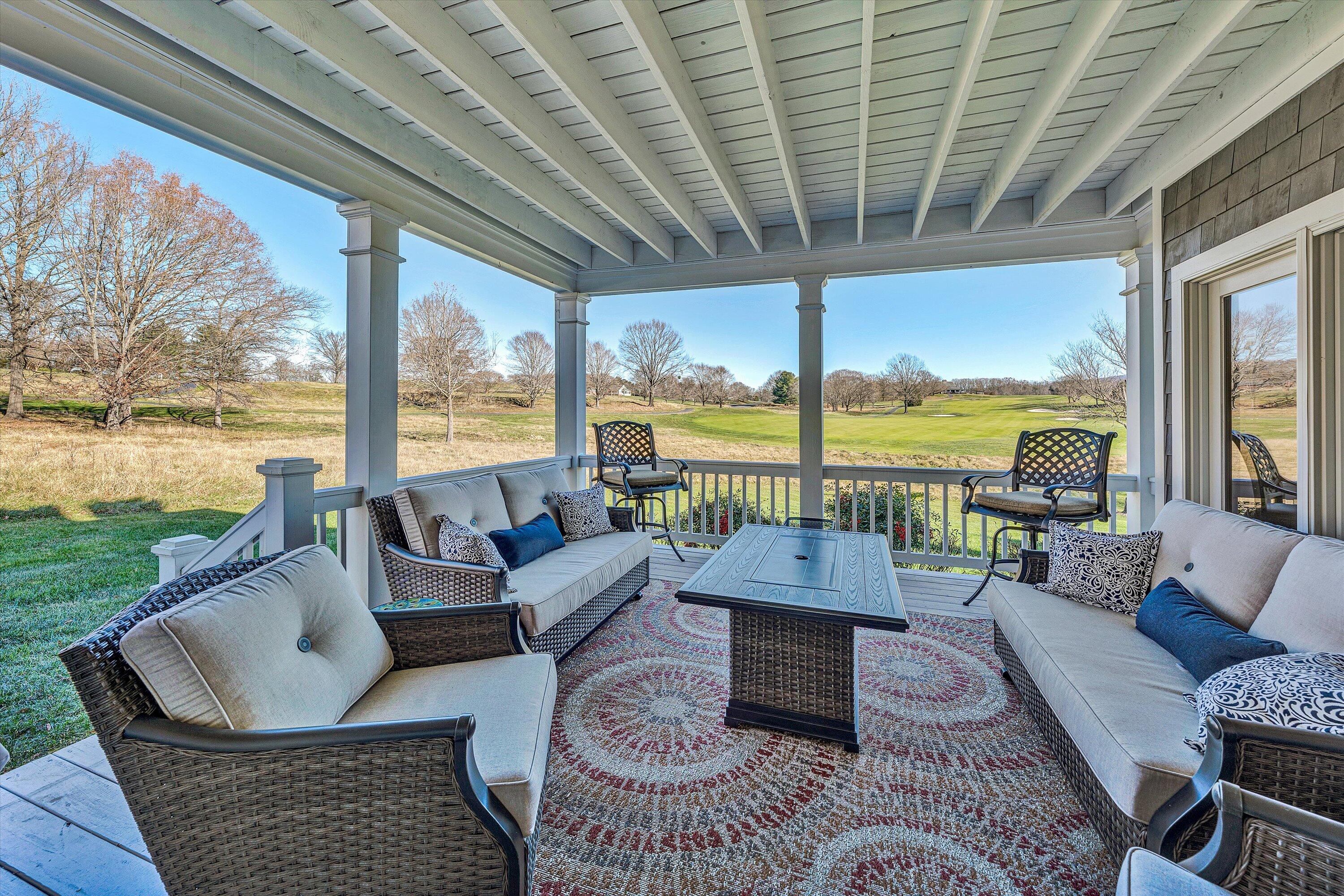 Penhook, Virginia 24137, United States, 4 Bedrooms Bedrooms, ,4 BathroomsBathrooms,Residential,Pending,24325