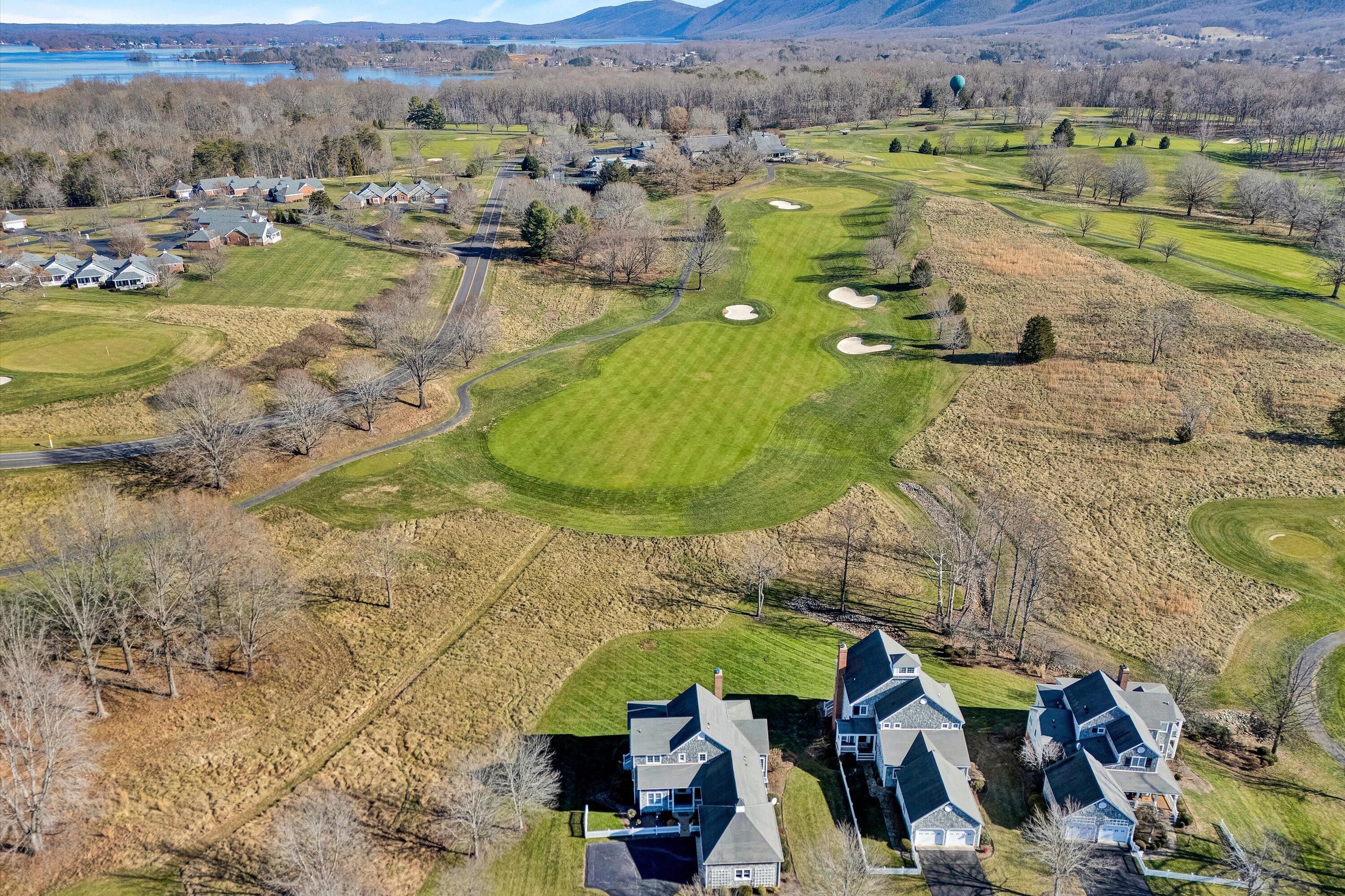 Penhook, Virginia 24137, United States, 4 Bedrooms Bedrooms, ,4 BathroomsBathrooms,Residential,Pending,24325