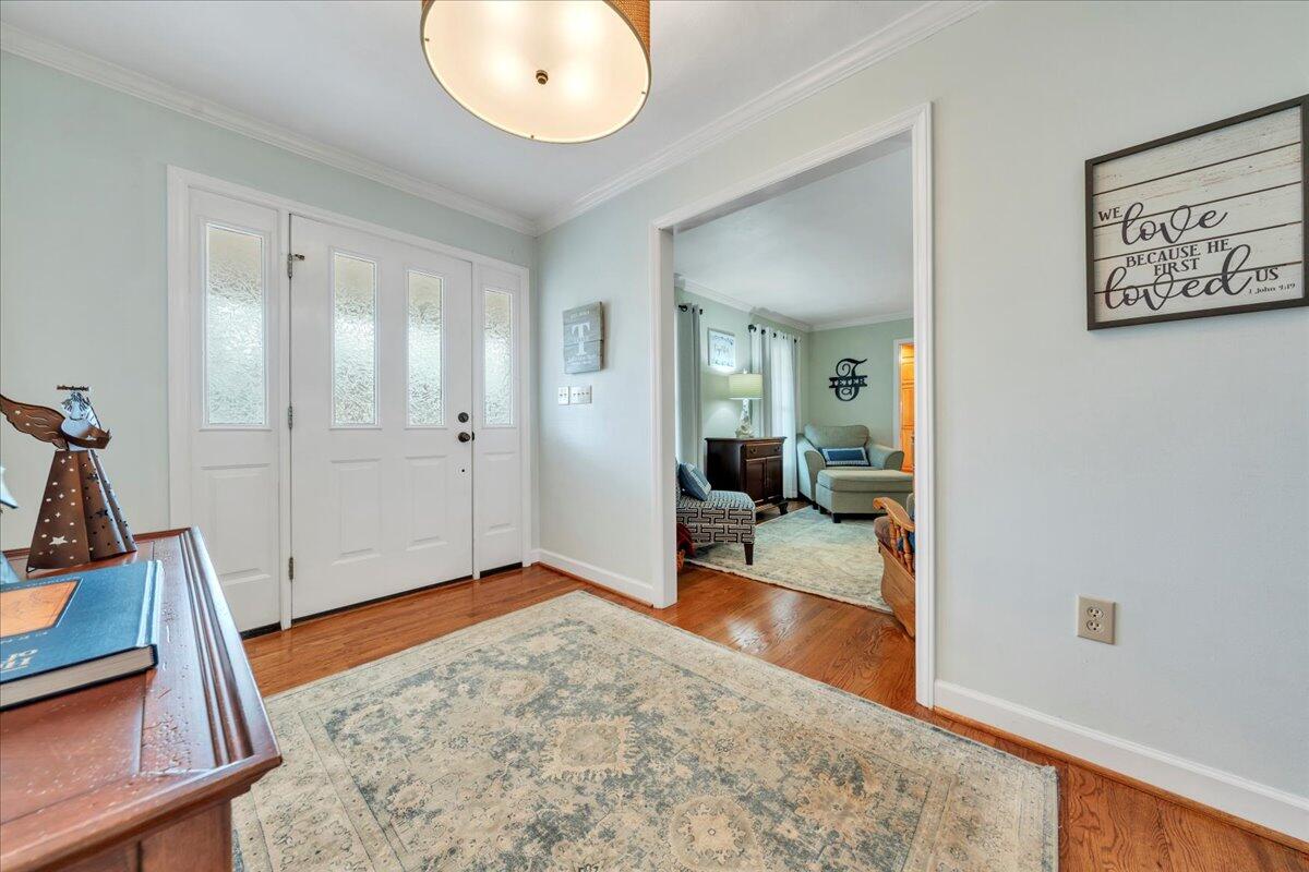 109 Baymeadow Ln, Vinton, Virginia image 3