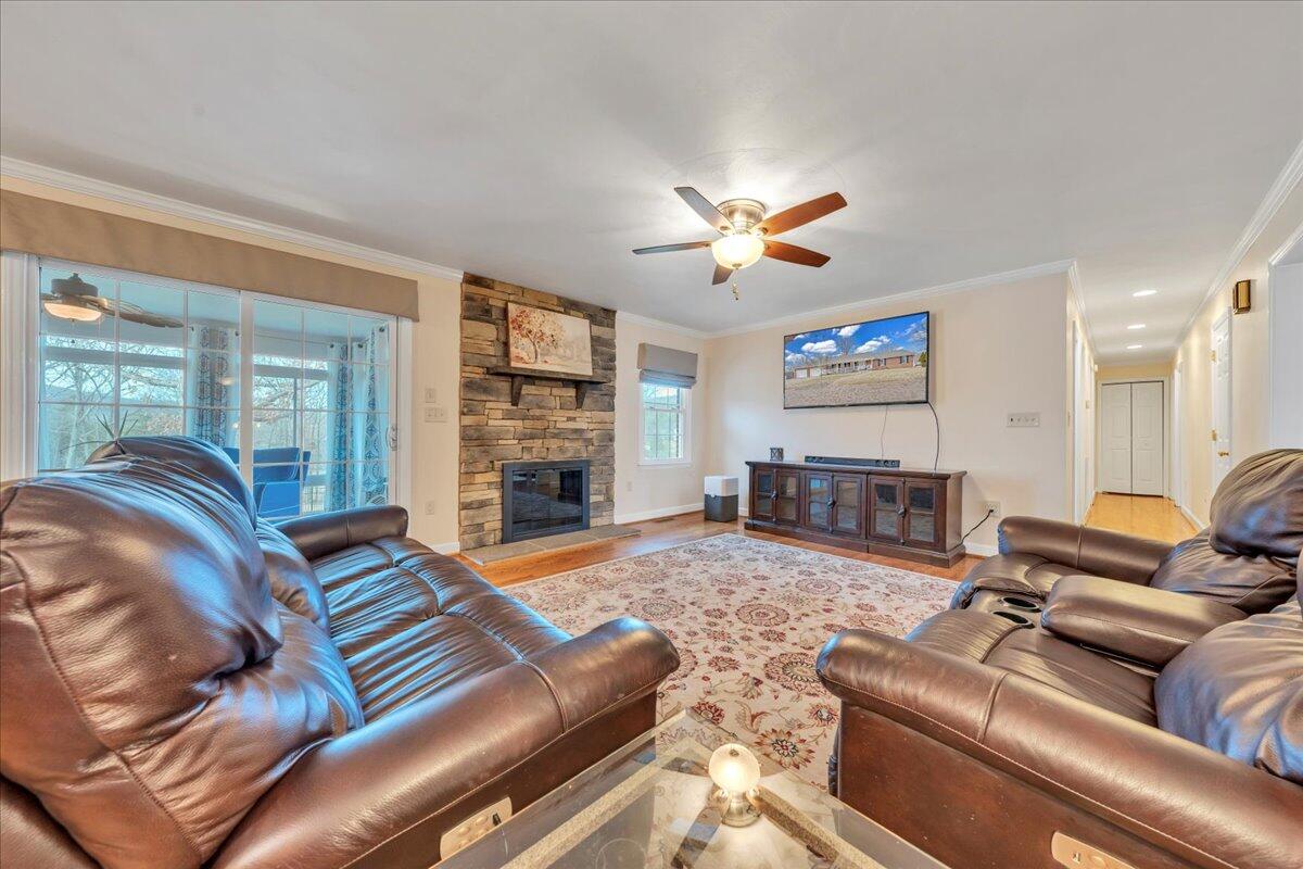 109 Baymeadow Ln, Vinton, Virginia image 14