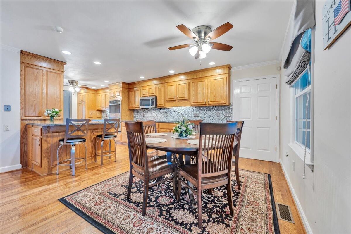 109 Baymeadow Ln, Vinton, Virginia image 9