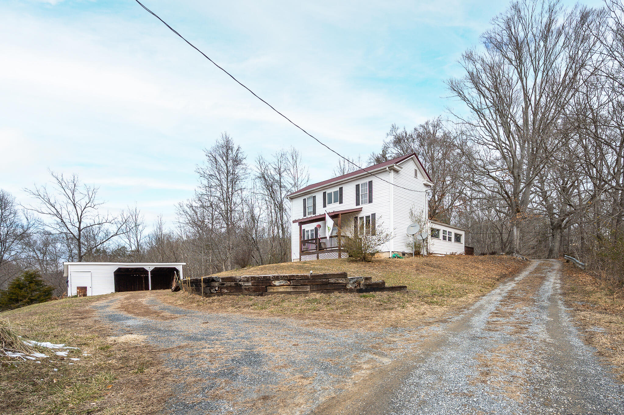 5069 Smith Mountain Lake Pkwy, Huddleston, Virginia image 3