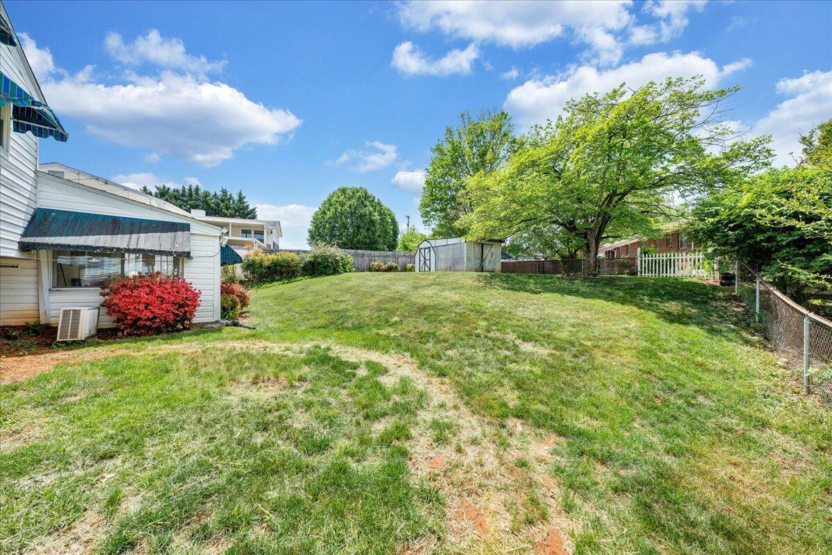 419 Houston Ave, Roanoke, Virginia image 37