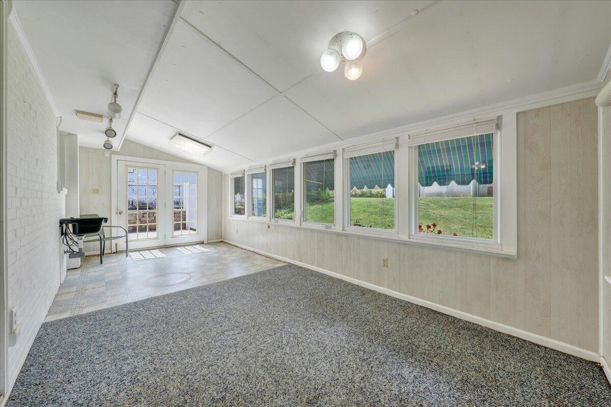 419 Houston Ave, Roanoke, Virginia image 15