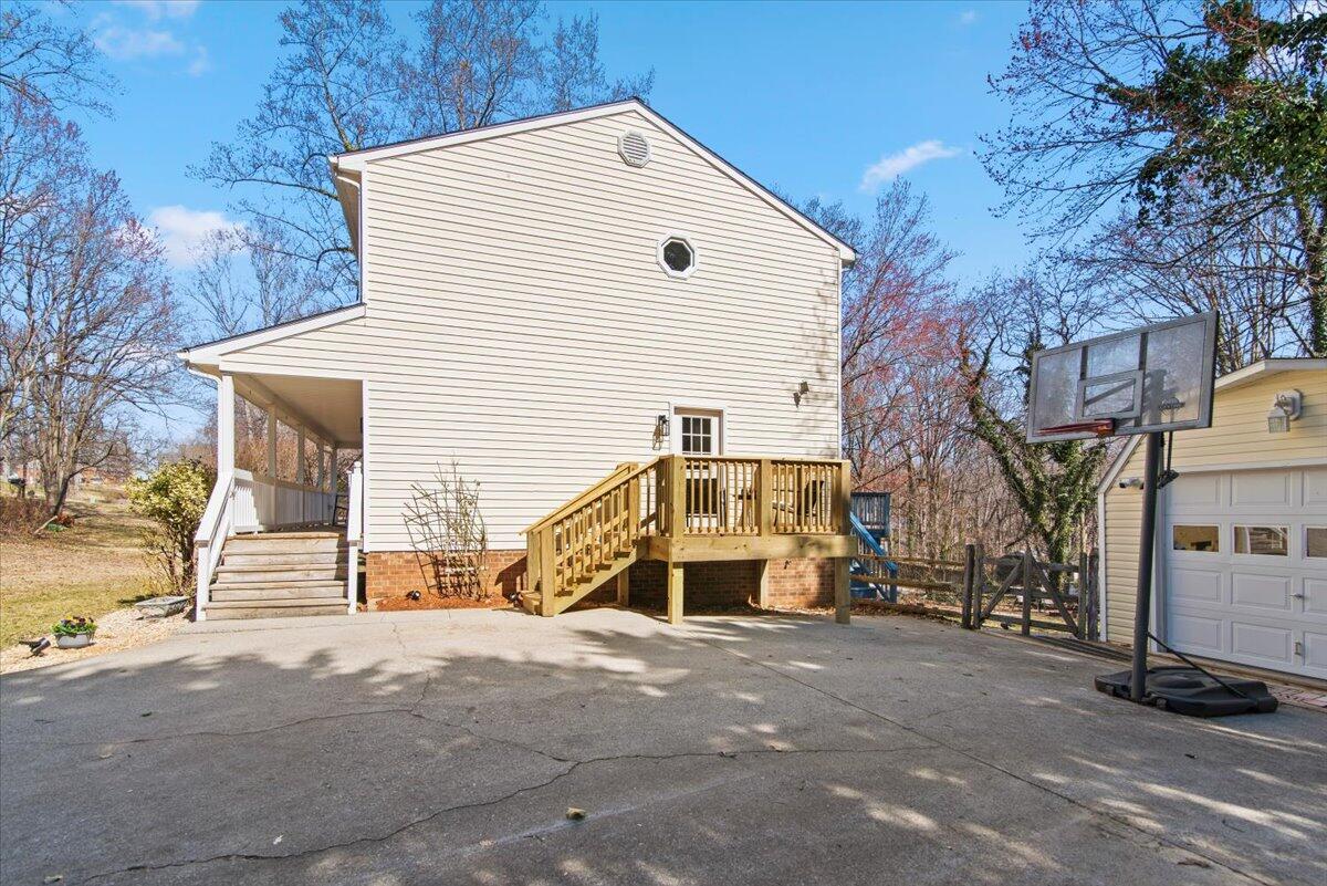 460 Bedford Springs Rd, Lynchburg, Virginia image 4
