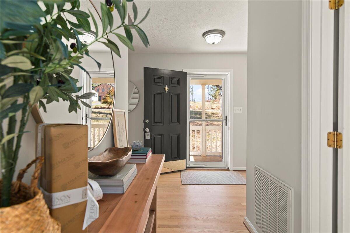 460 Bedford Springs Rd, Lynchburg, Virginia image 8