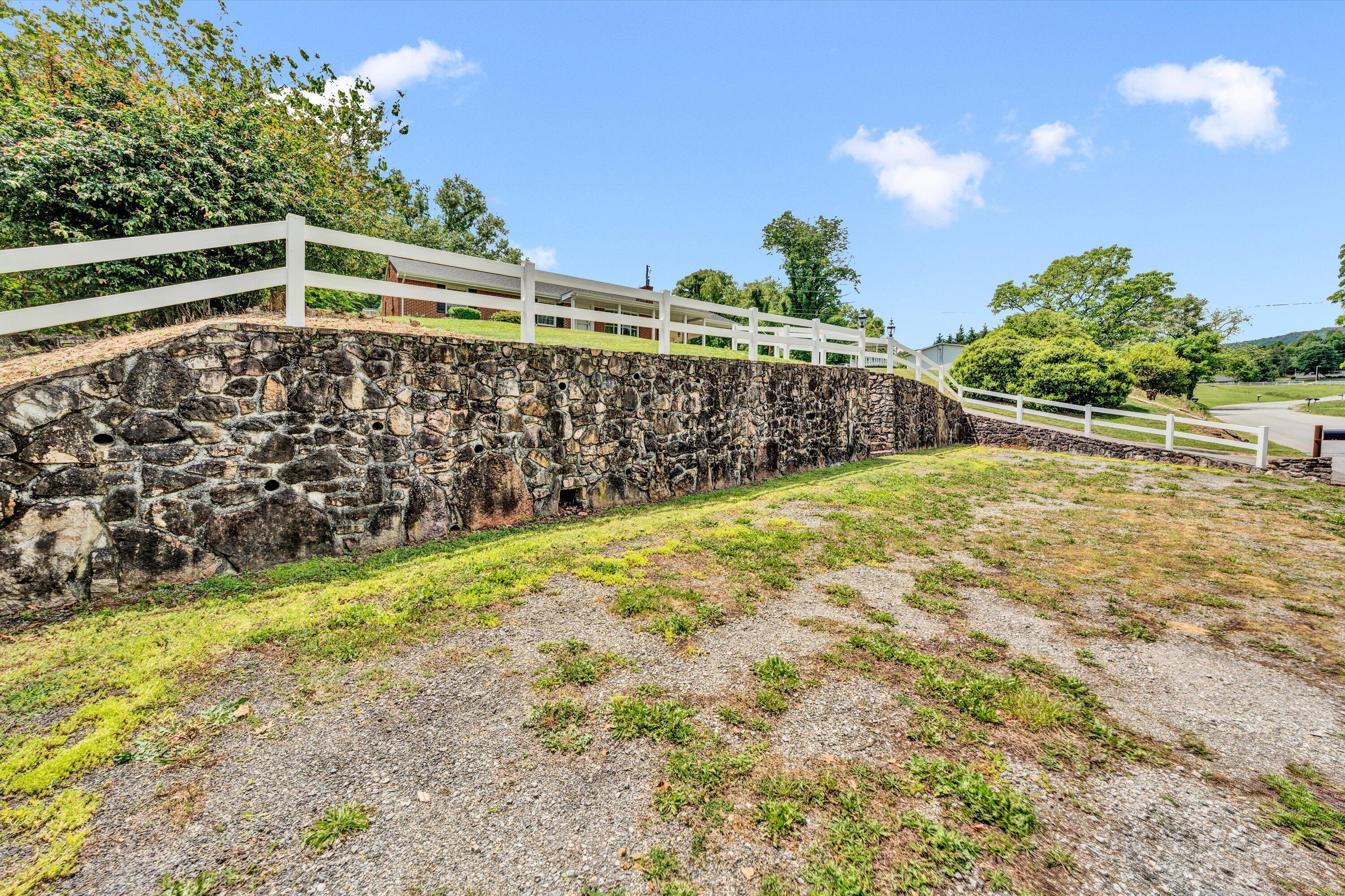 6026 Twine Hollow Rd, Salem, Virginia image 46