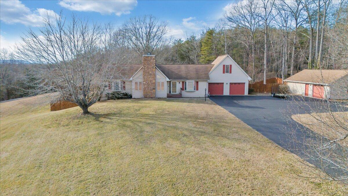 2469 Morgans Mill Rd, Goodview, Virginia image 1