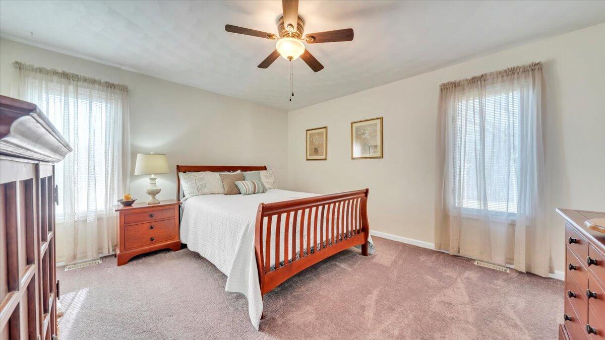2469 Morgans Mill Rd, Goodview, Virginia image 22