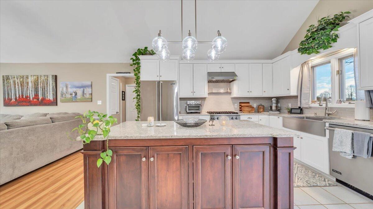 2469 Morgans Mill Rd, Goodview, Virginia image 13