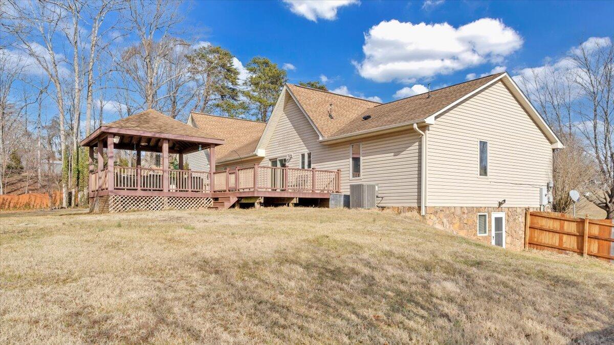 2469 Morgans Mill Rd, Goodview, Virginia image 50