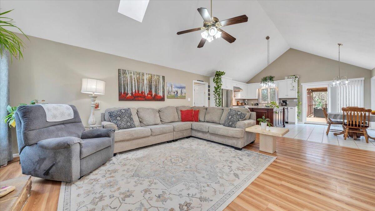 2469 Morgans Mill Rd, Goodview, Virginia image 6