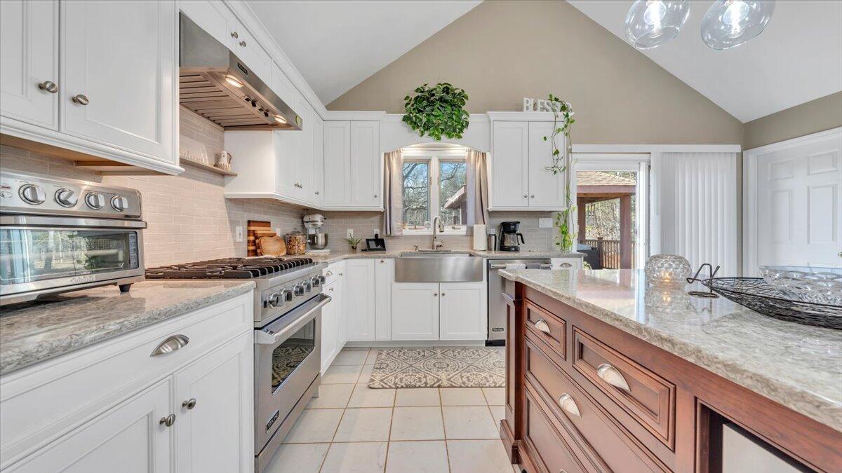 2469 Morgans Mill Rd, Goodview, Virginia image 14