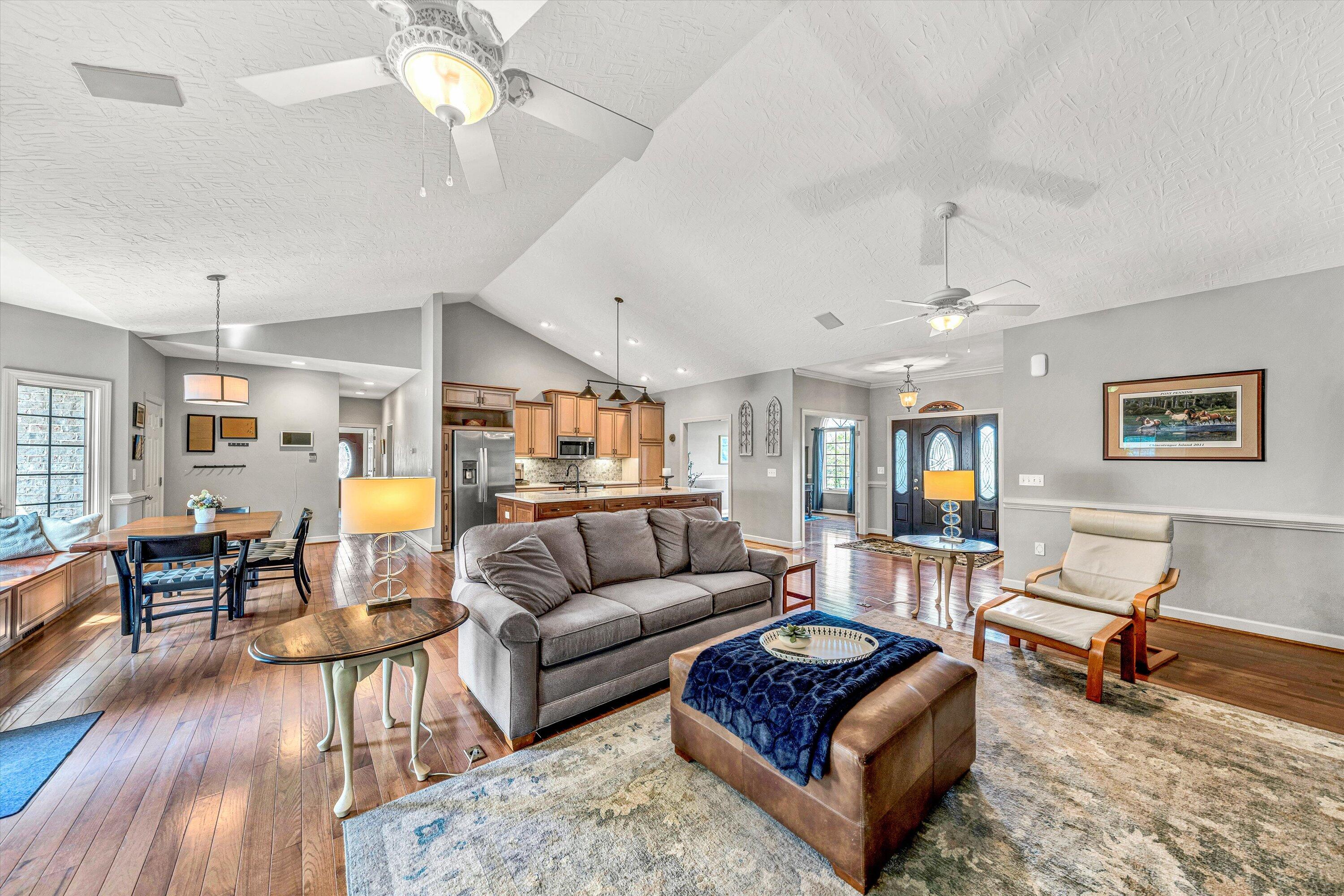 842 Paint Bank Rd, Salem, Virginia image 7