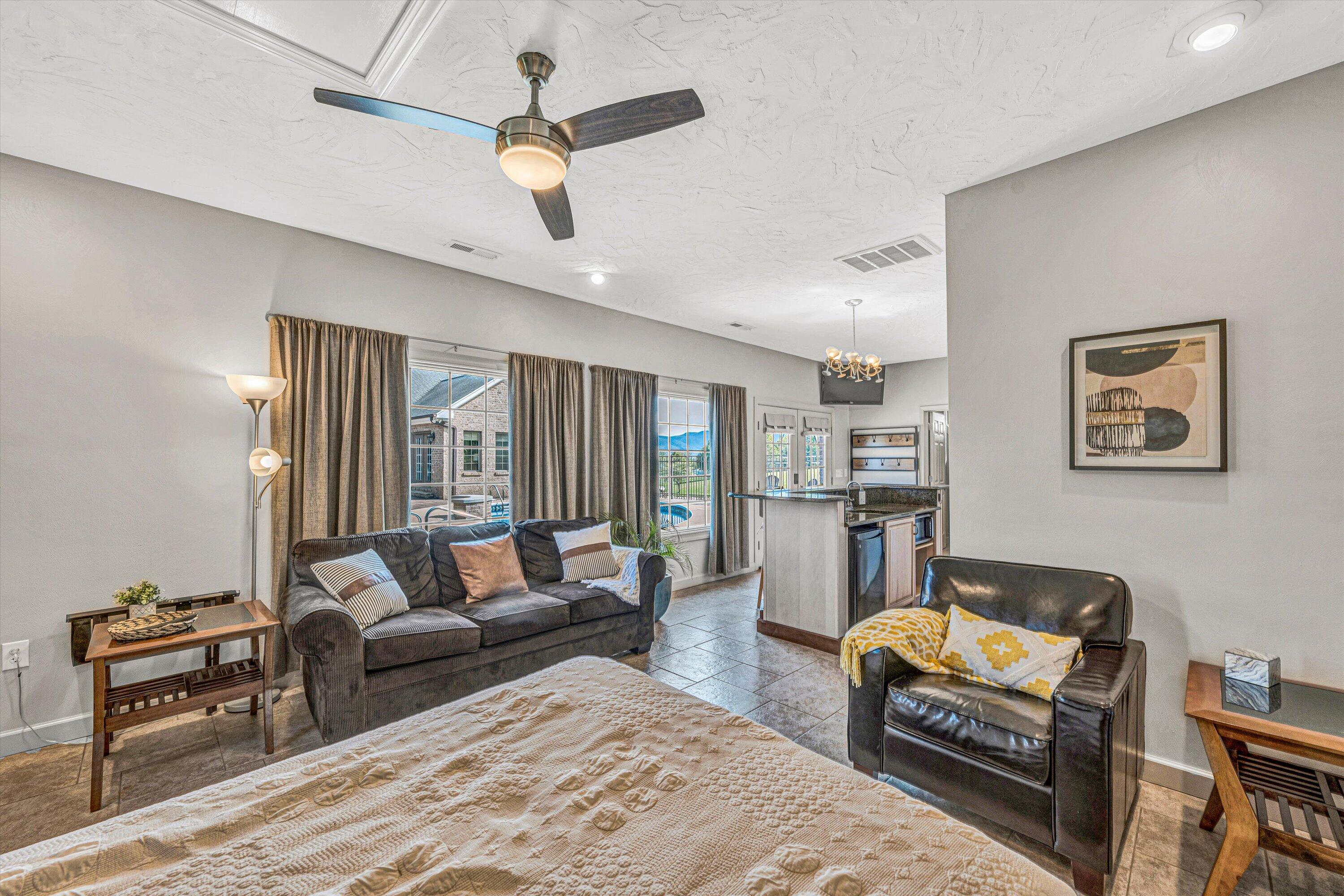 842 Paint Bank Rd, Salem, Virginia image 32