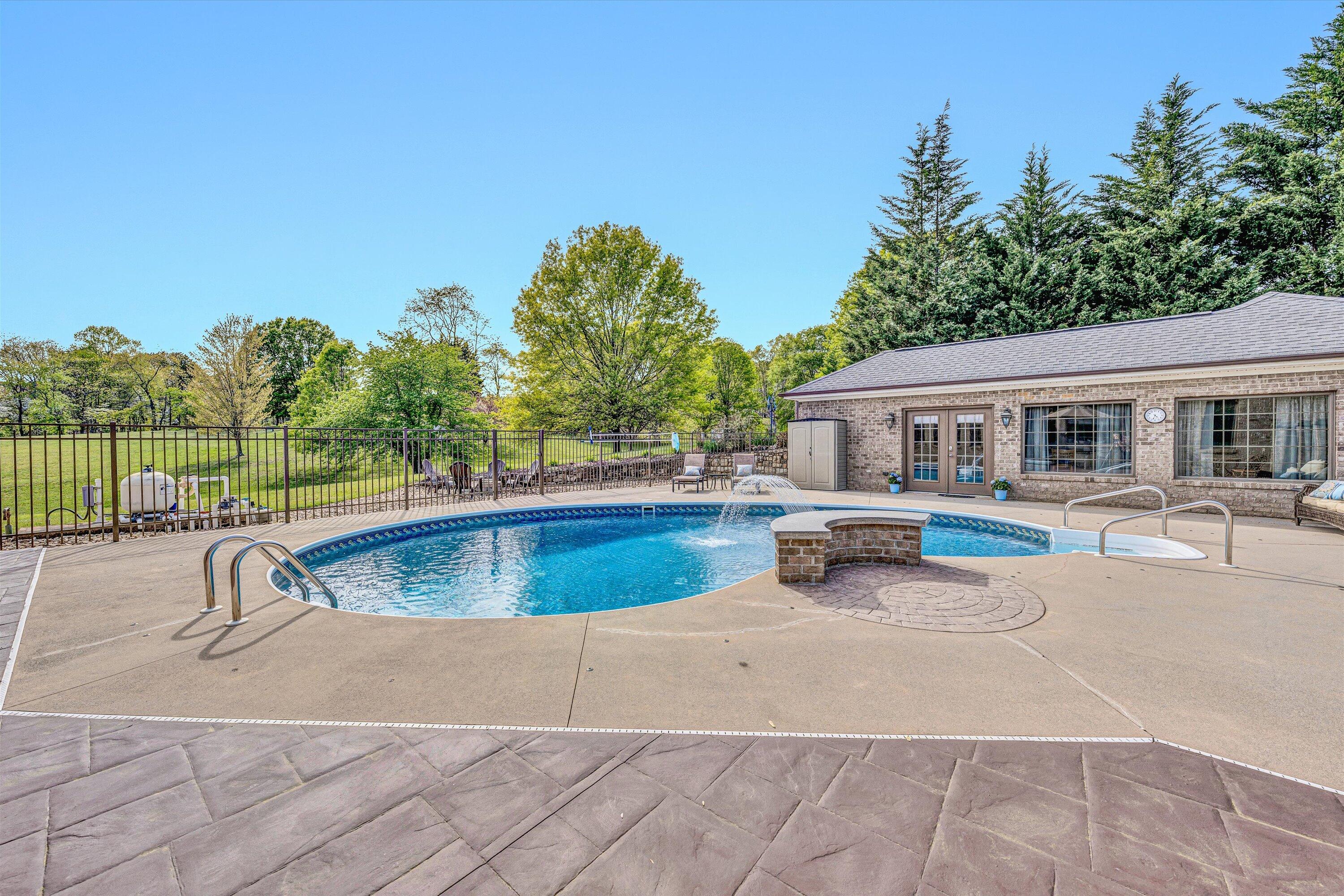 842 Paint Bank Rd, Salem, Virginia image 45