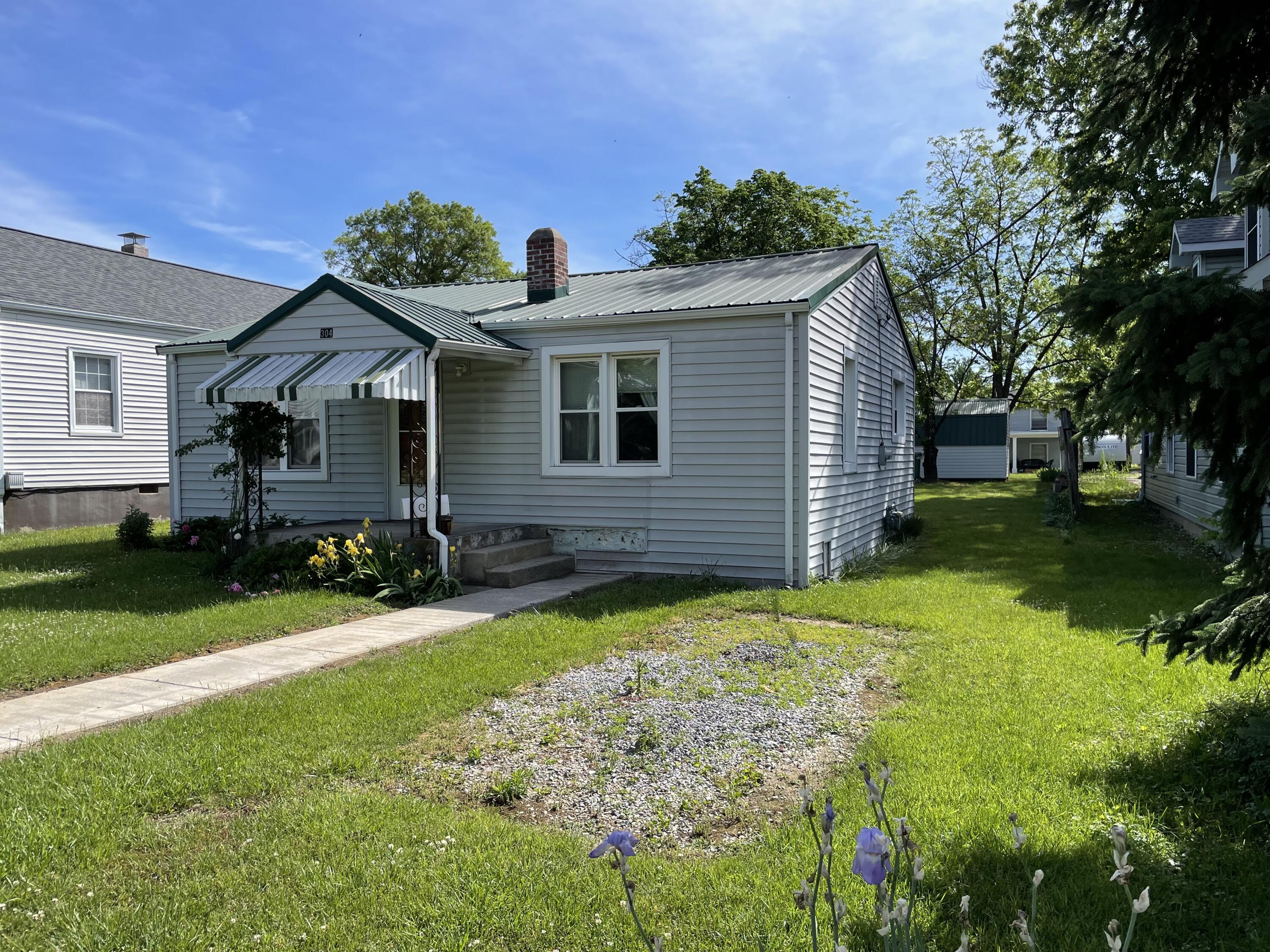 304 Union St, Salem, Virginia image 1