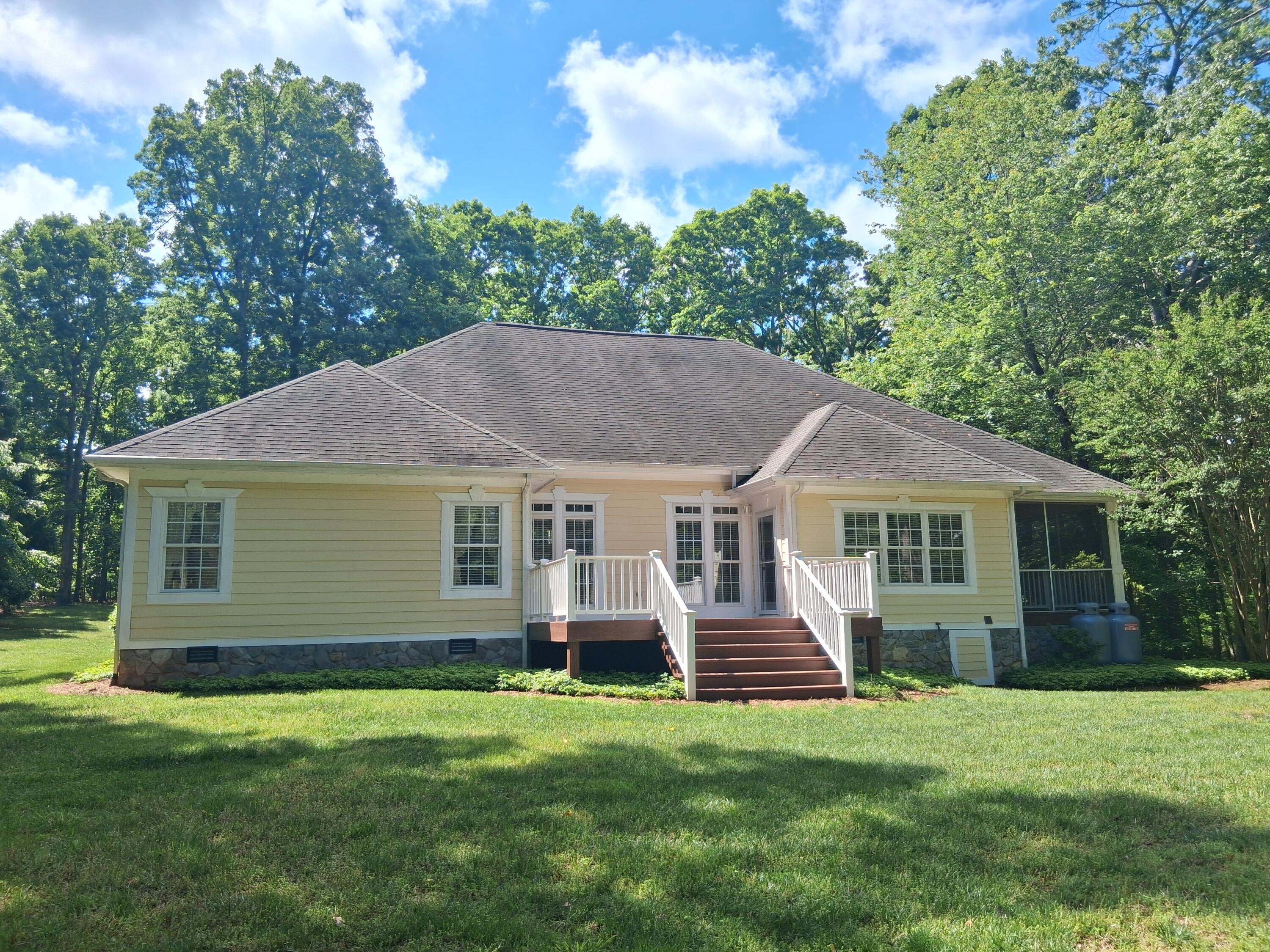 160 Galley Dr, Moneta, Virginia image 35