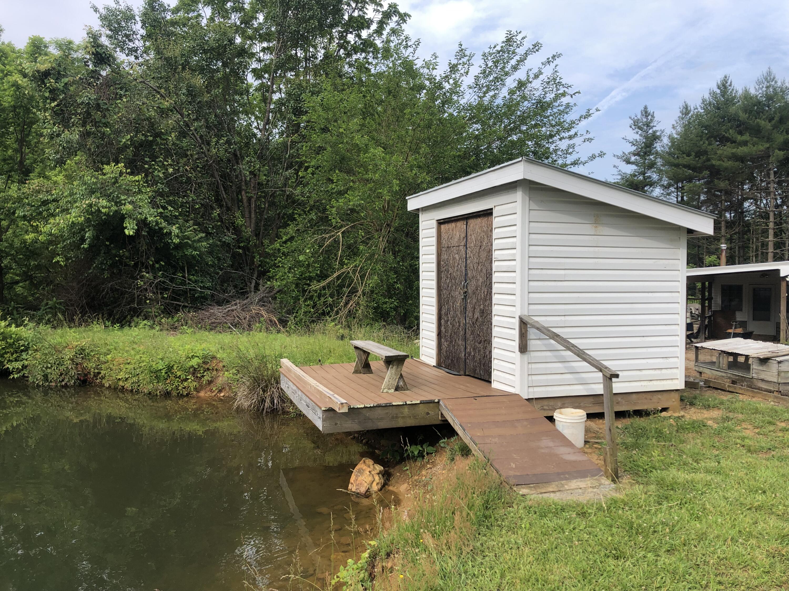 629 Paradise Ln, Floyd, Virginia image 32