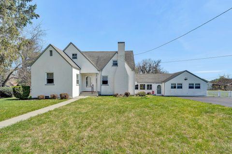 Photo of 1508 Orchard DR, Salem, VA 24153 (MLS # 925942)