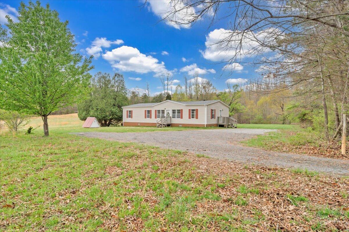 1222 Catfish Ct, Vinton, Virginia image 5