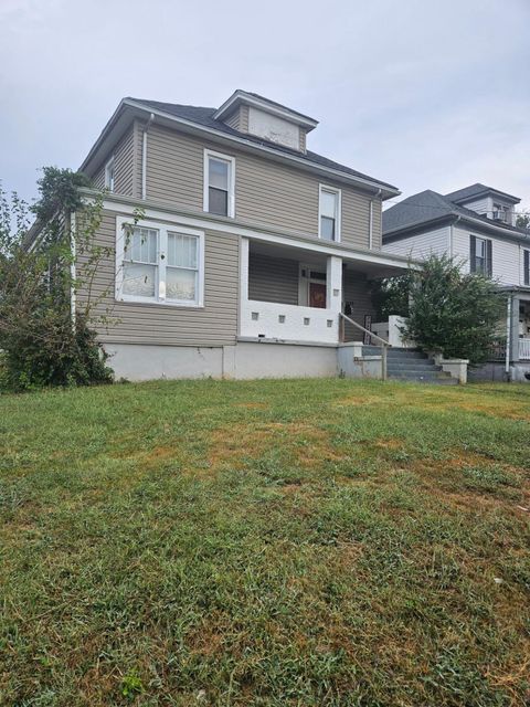 Homes For Sale - 2129 Orange Ave<br/> Roanoke, VA 24017