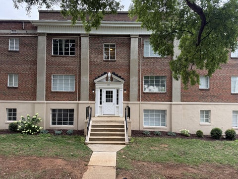 Apartment For Rent - 1222 Fauquier St #45<br/> Roanoke, VA 24015