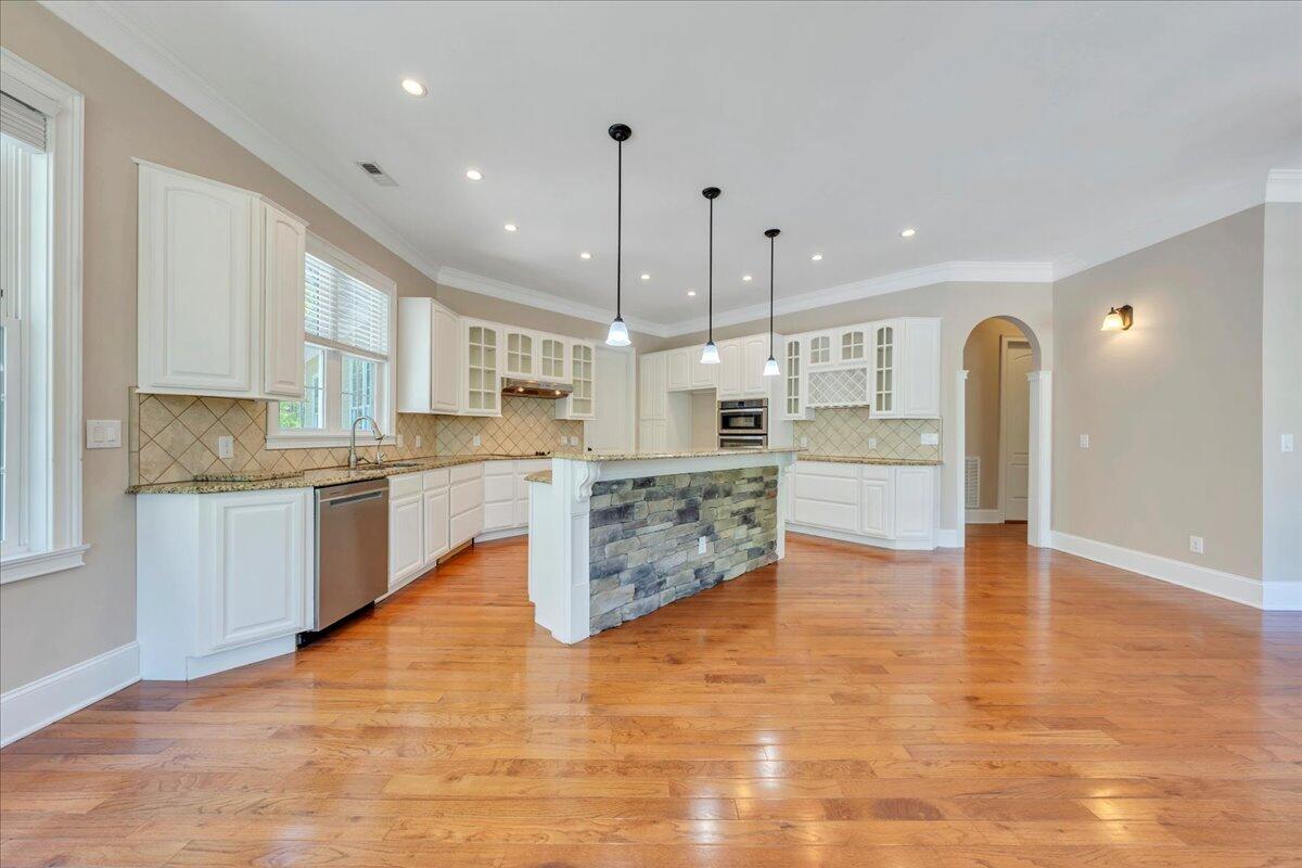 138 Binnacle Dr, Moneta, Virginia image 24