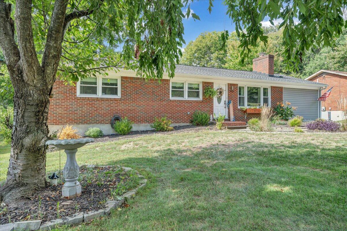 View Roanoke, VA 24015 house