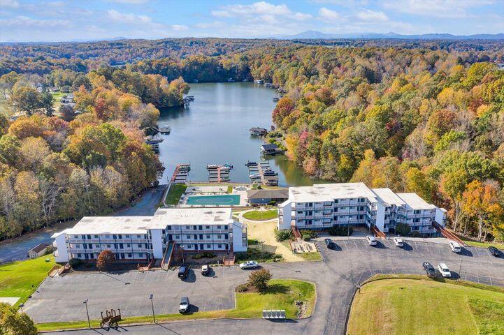1085 Bluewater Dr #116, Moneta, Virginia image 31