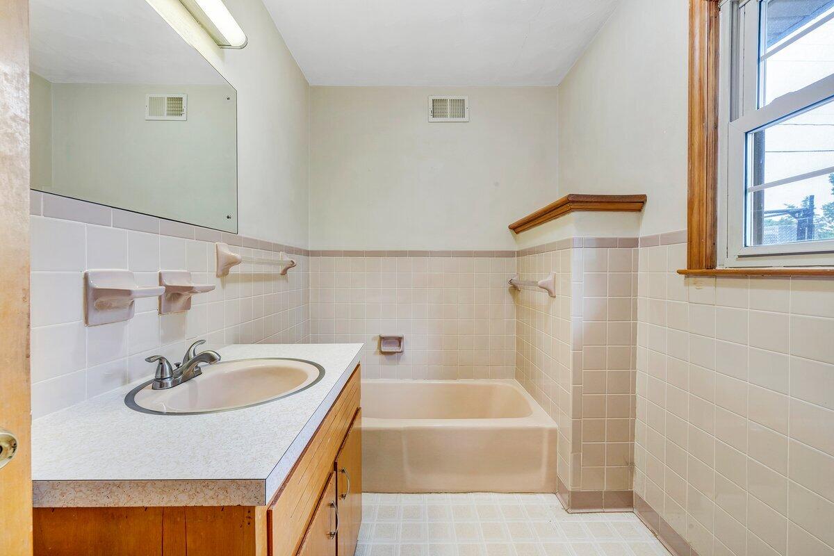 8 Crafts Church Rd, Glade Hill, Virginia image 17