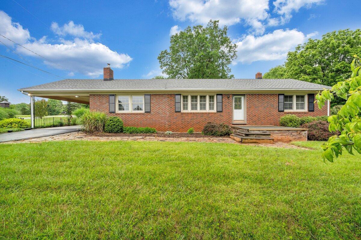 8 Crafts Church Rd, Glade Hill, Virginia image 1