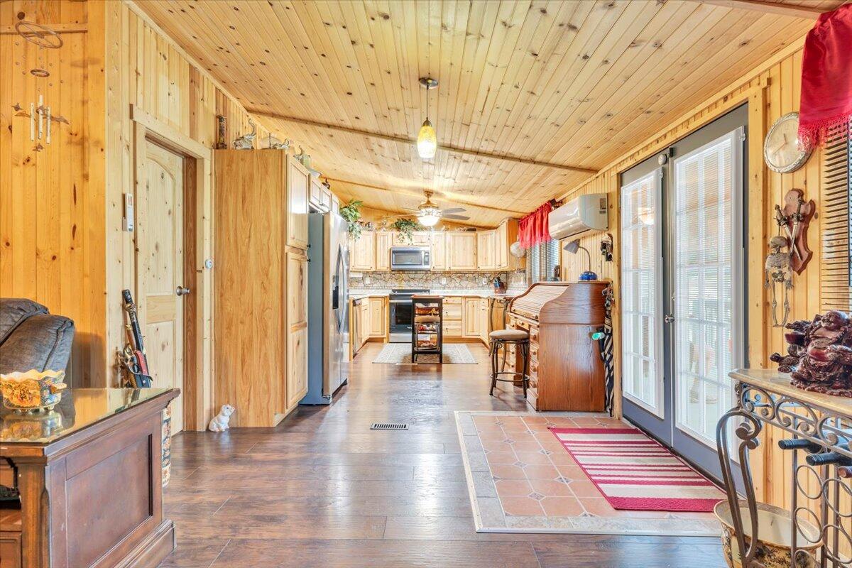3103 Virgil H Goode Hwy Hwy, Rocky Mount, Virginia image 9
