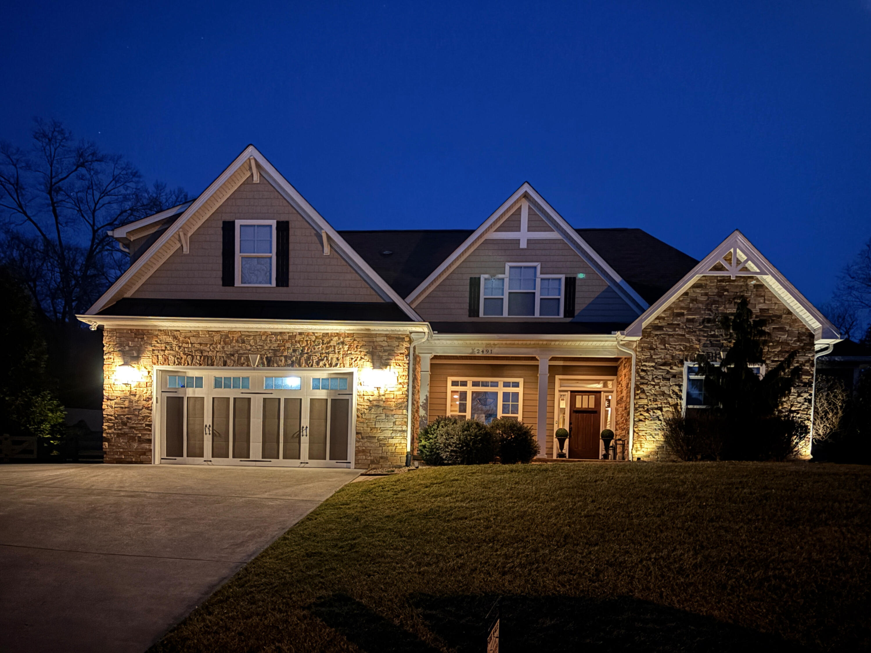 2491 Wolf Run, Vinton, Virginia image 2