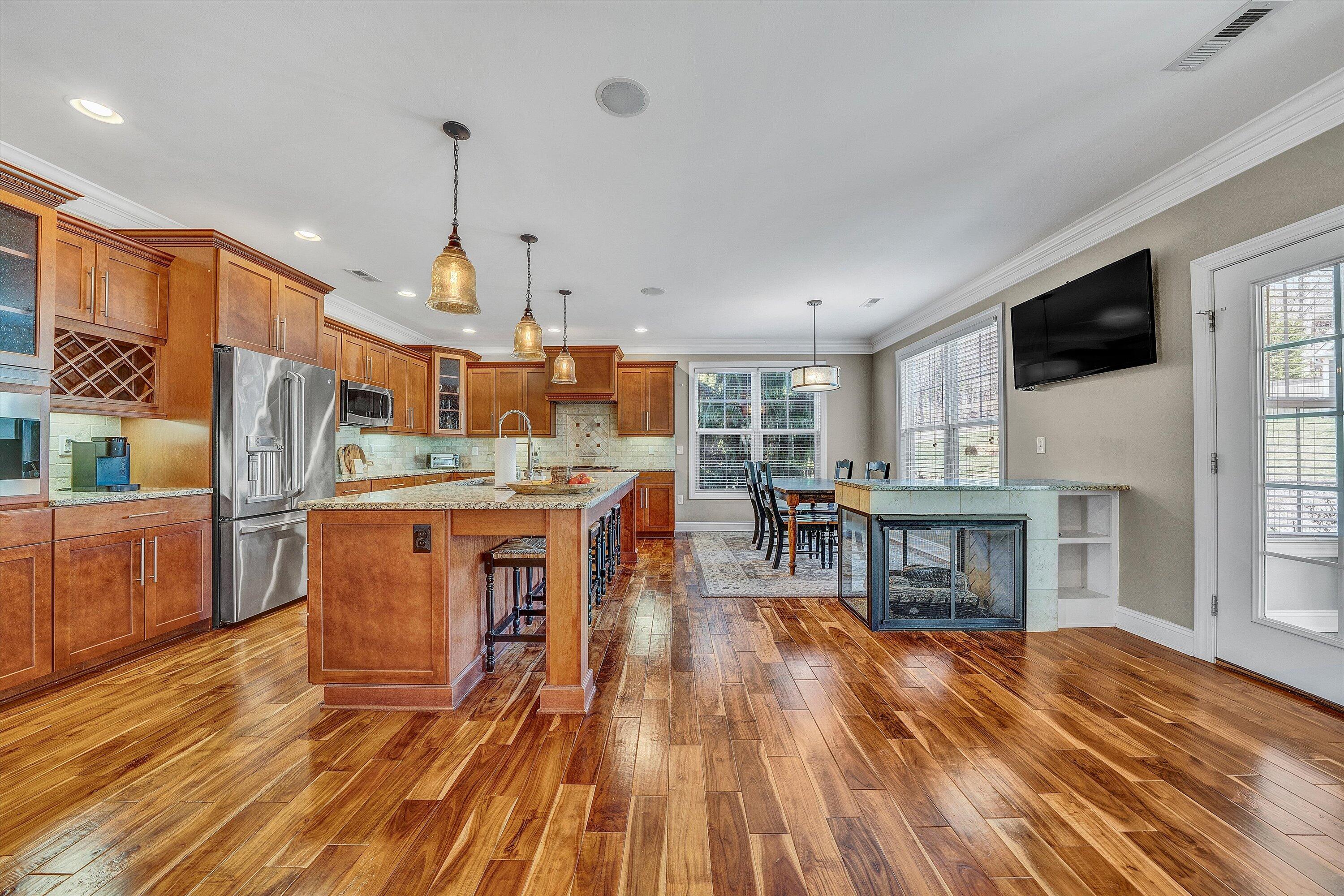 2491 Wolf Run, Vinton, Virginia image 19
