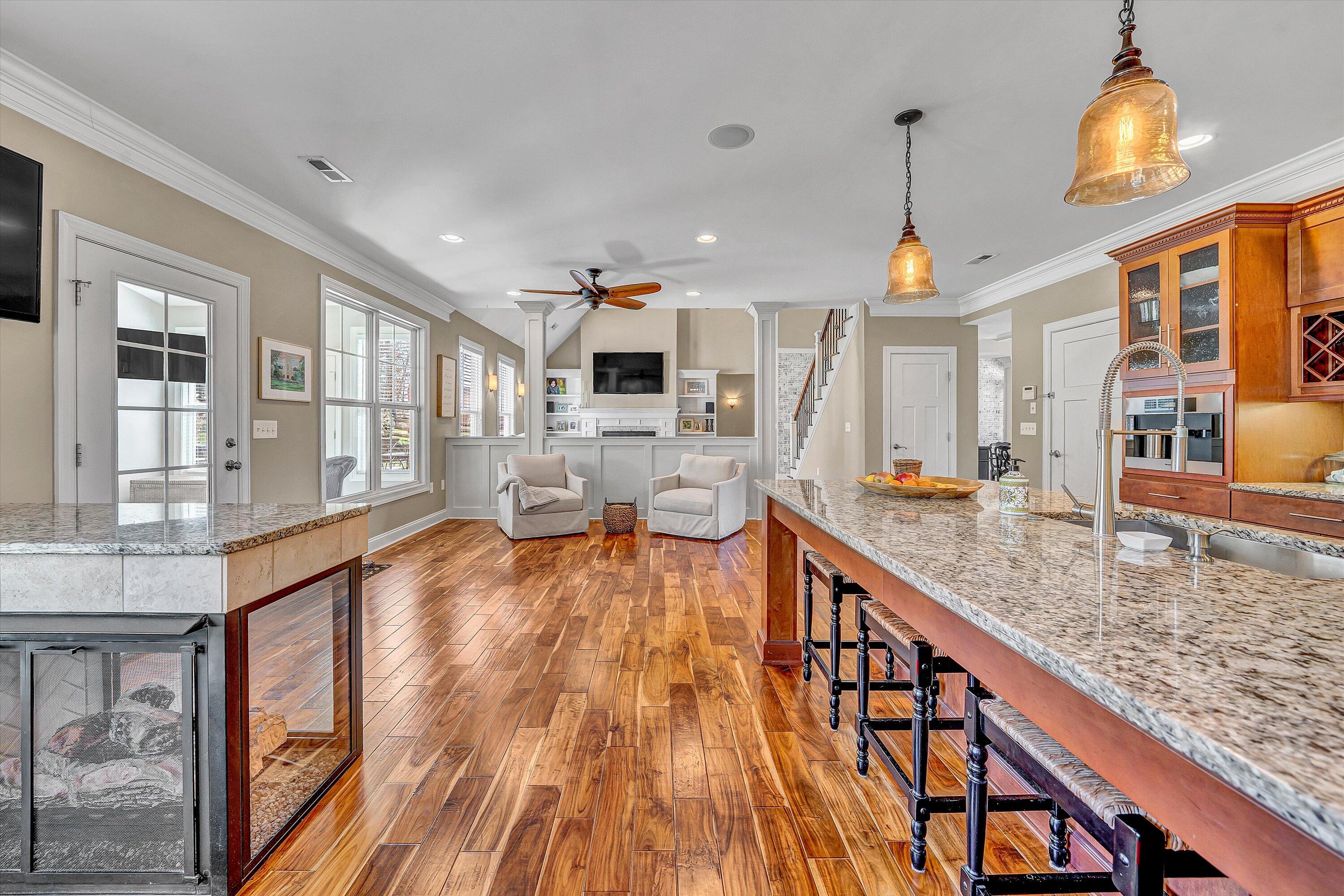 2491 Wolf Run, Vinton, Virginia image 30