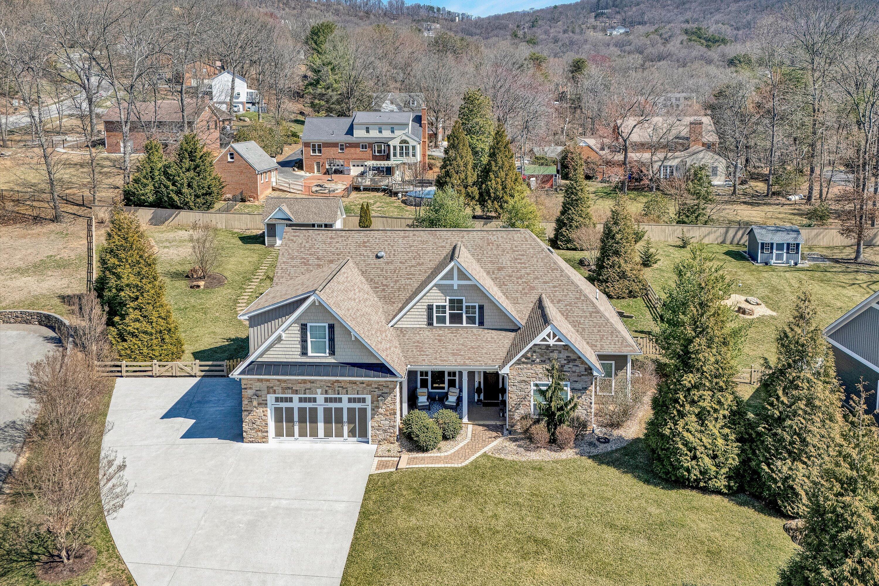 2491 Wolf Run, Vinton, Virginia image 5