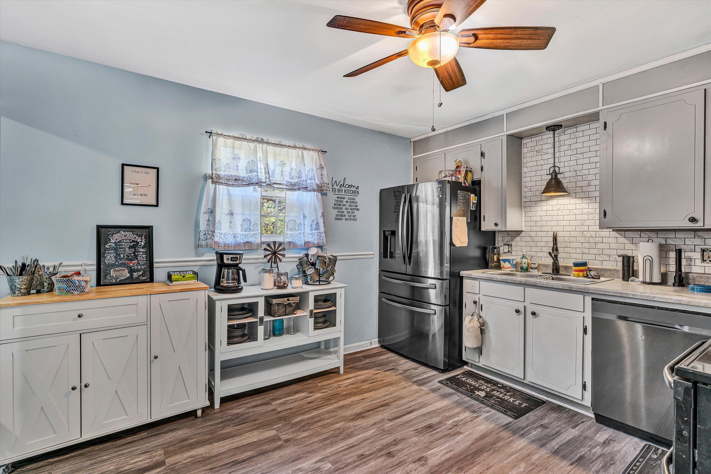 3518 Yellow Mountain Rd, Roanoke, Virginia image 5