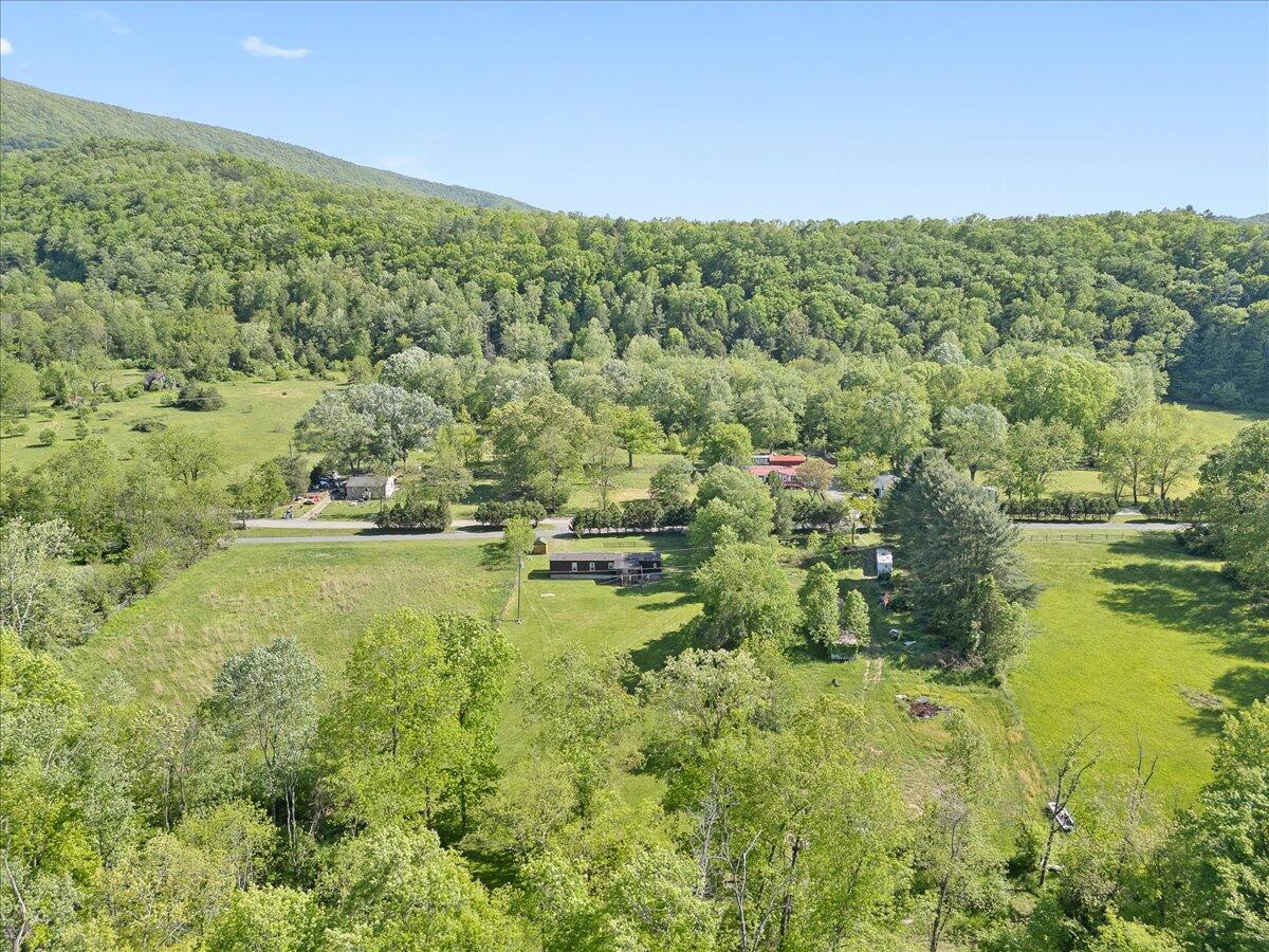 1606 Dunbrack Cir, Covington, Virginia image 38