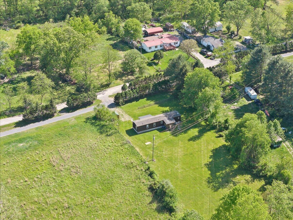 1606 Dunbrack Cir, Covington, Virginia image 7