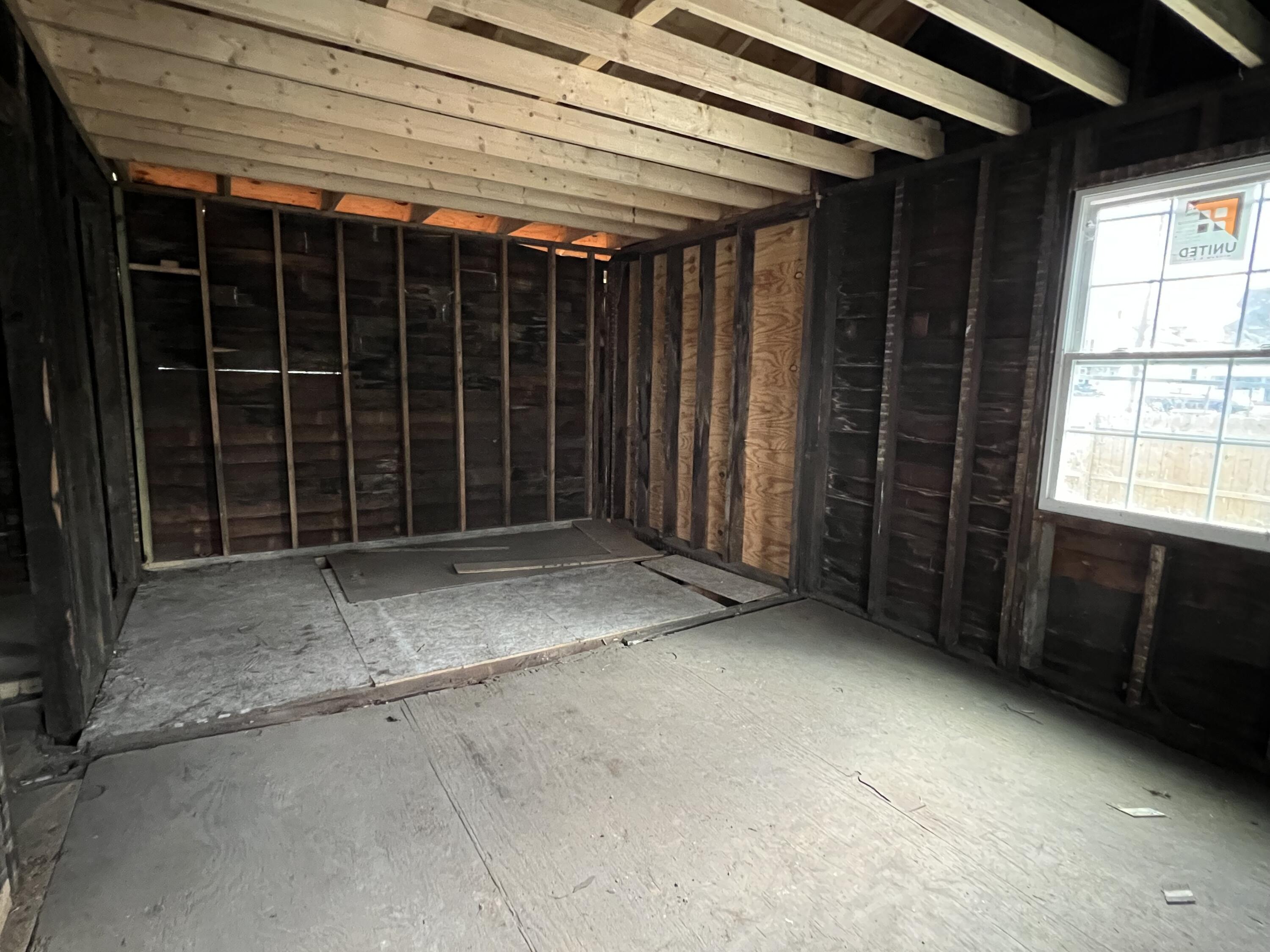 Roanoke, Virginia 24016, United States, 4 Bedrooms Bedrooms, ,3 BathroomsBathrooms,Residential,Pending,38031