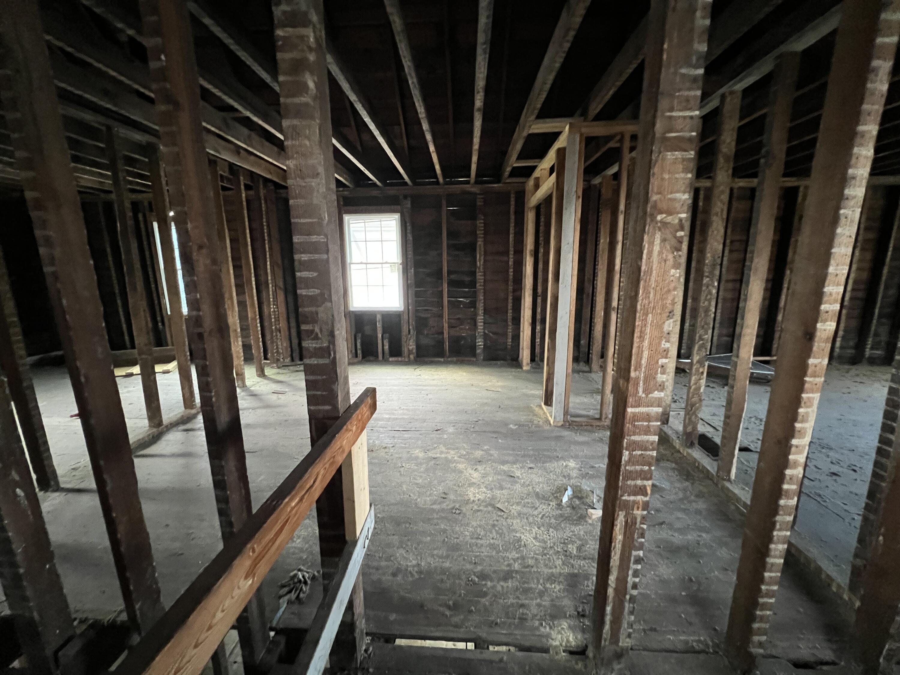 Roanoke, Virginia 24016, United States, 4 Bedrooms Bedrooms, ,3 BathroomsBathrooms,Residential,Pending,38031